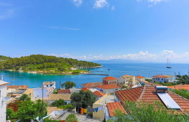 Faros Ena in Gaios With 1 Bedrooms and 1 Bathrooms - Photo 3