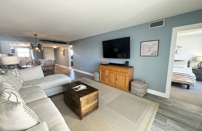 237 El Matador 2 Bedroom Condo by RedAwning - Photo 12
