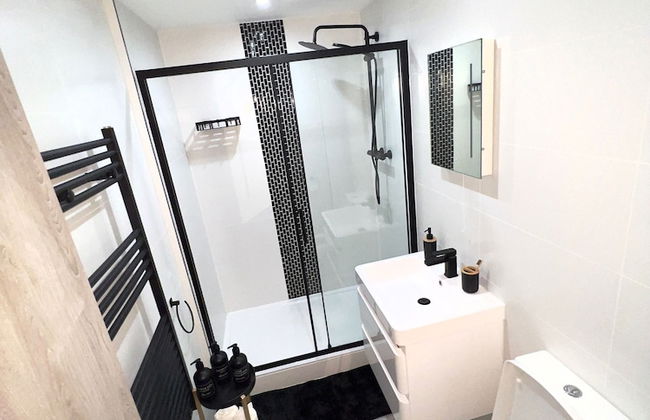 City Centre 1-bed Apartment in Preston With Sky - Foto 8