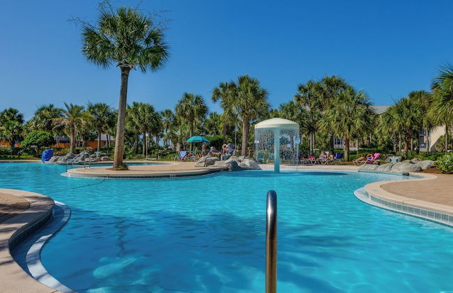 Spacious 2BR Condo w/ Partial Gulf Views, Pool, Across the Street From Beach! - Photo 34