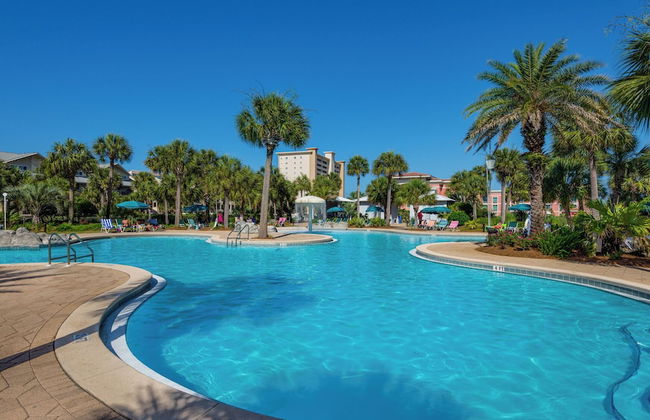 Spacious 2BR Condo w/ Partial Gulf Views, Pool, Across the Street From Beach! - Photo 36
