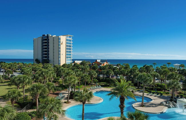 Spacious 2BR Condo w/ Partial Gulf Views, Pool, Across the Street From Beach! - Photo 35
