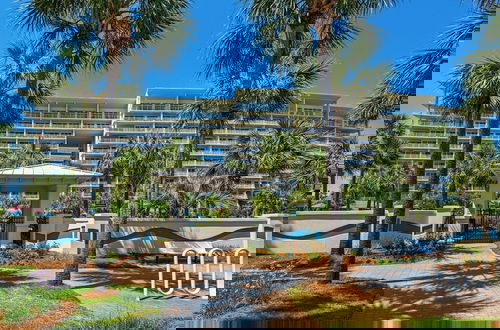 Foto 44 - Spacious 2BR Condo w/ Partial Gulf Views, Pool, Across the Street From Beach!