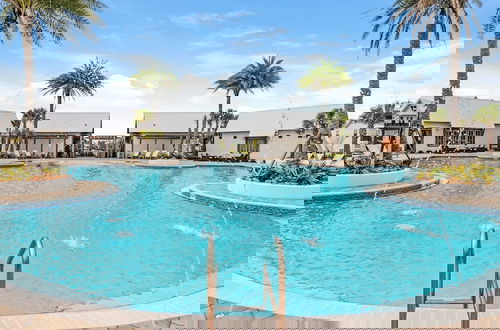 Foto 25 - Pet Friendly & A Minute From Prominence Pool, Sleeps 8