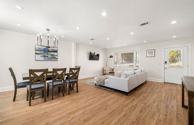 Beautifully Modern Cottage in Historic Norcross - Photo 6