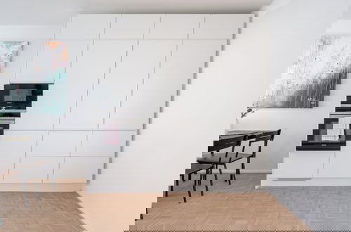 Foto 16 - Modern 3BR Apartment with Best Location