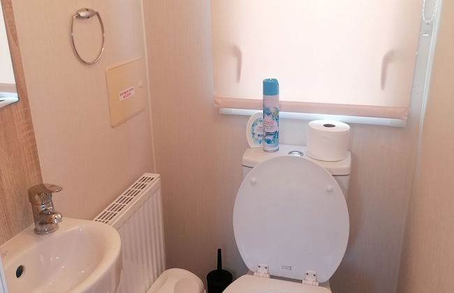 4-bedroom Caravan/static Home in Clacton-on-sea - Foto 9
