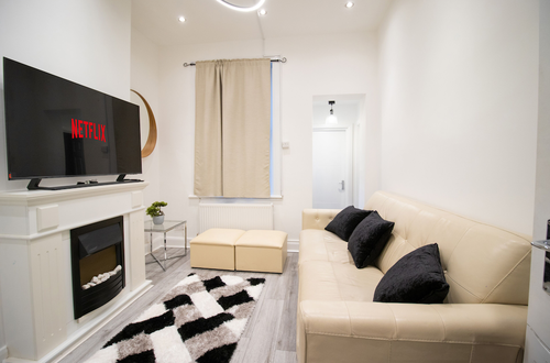 Photo 11 - London Apt - Sleeps 4 - Parking - Wifi