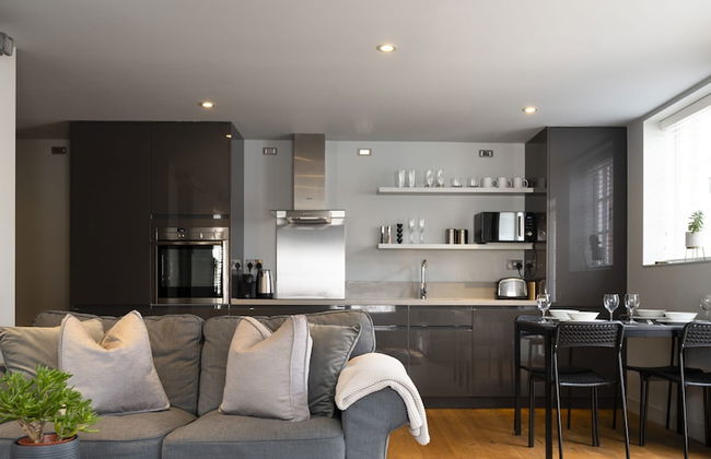 Modern Luxury Apartment In The Heart of Henley - Foto 9