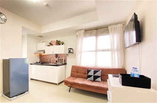 Foto 15 - Comfy And Modern 2Br Apartment At Parahyangan Residence