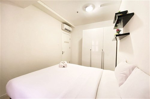 Photo 1 - Comfy And Modern 2Br Apartment At Parahyangan Residence