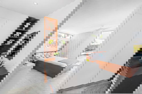 Photo 25 - White Villas
