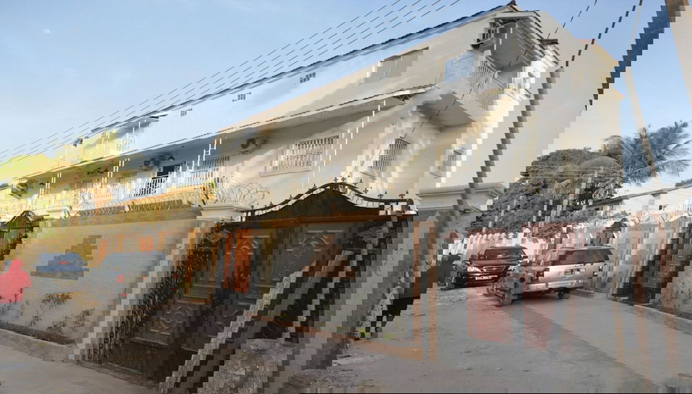 Primary image