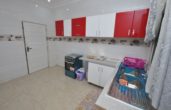 B2 Self Catering Apartments - Photo 35