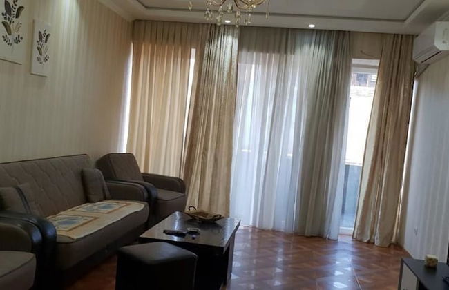 Apartment on Kandelaki Str. - Photo 5