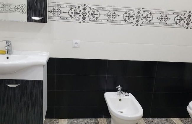 Apartment on Kandelaki Str. - Photo 35