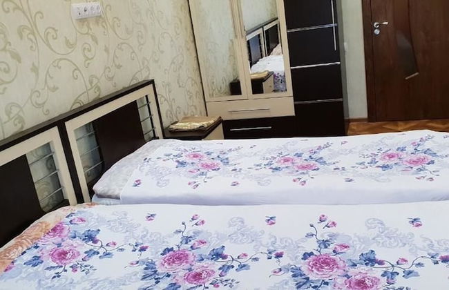 Apartment on Kandelaki Str. - Photo 2
