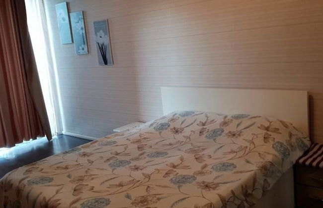 Apartment on Kandelaki Str. - Photo 4