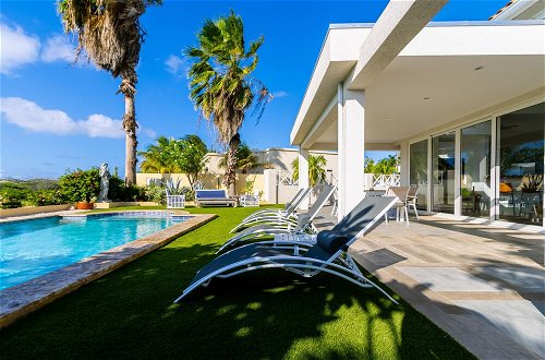 Foto 27 - Ocean View! Fully Renovated Villa, Private Pool