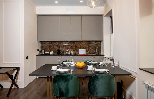 De Paris Apartments - Photo 18