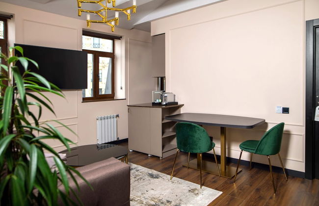 De Paris Apartments - Photo 14