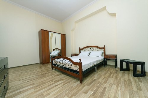 Photo 1 - Palace of Sport Apartment