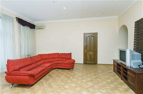 Photo 21 - Palace of Sport Apartment