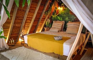 Photo 1 - Aqua Zen Spa Lodge Tiki Hut