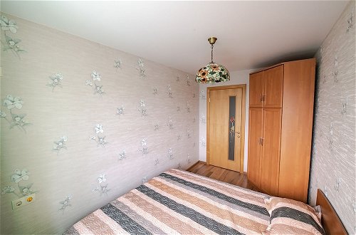 Photo 2 - Apartment on Leonova 21A