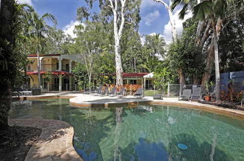 Photo 20 - Tropical Villa Bella with Private Pool