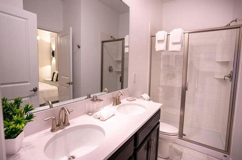 Foto 48 - New Home at Storey Lake 8bedrooms e 5bathrooms