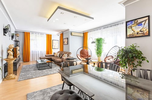 Photo 10 - Spacious Apartment on Bagdat Street Kadikoy