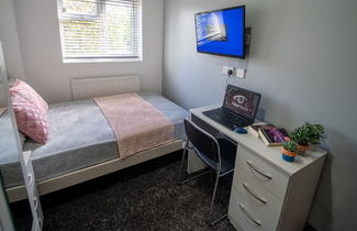 Photo 3 - Lovely Homely Studio Available