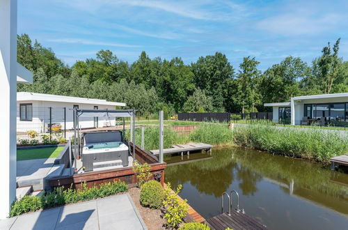 Photo 20 - Holiday Home in Harderwijk With Private Jacuzzi