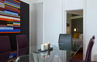 Photo 2 - Elegant Apartment at Chiaia by Wonderful Italy