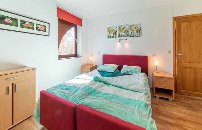 Holiday Home in Borlon With Terrace - Foto 11