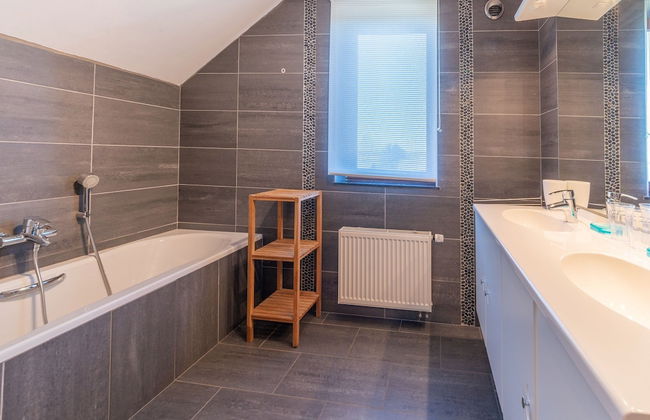 Holiday Home in Borlon With Terrace - Foto 27