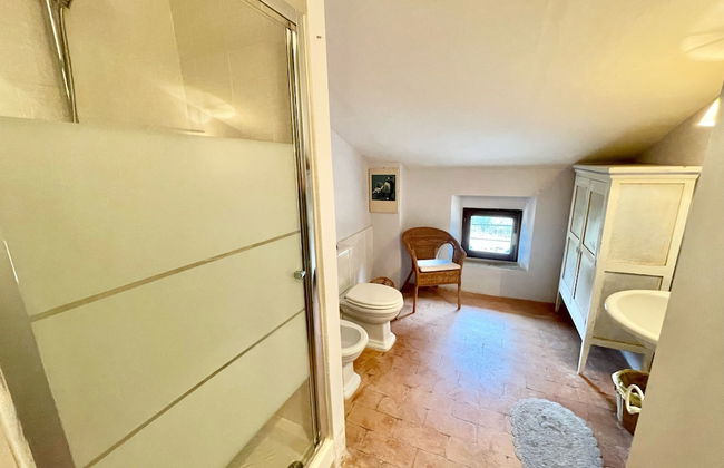 Adam House - Beautiful exc Pool - Sleeps 8 - Photo 56