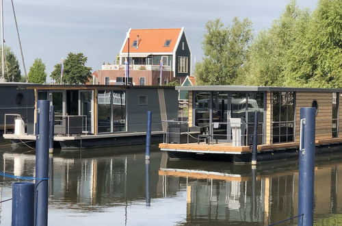 Foto 20 - Comfortable Houseboat in Volendam Marina