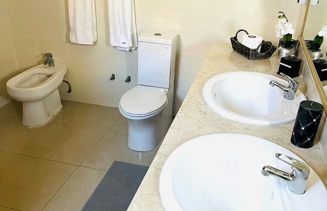 2 Minutes Walk to Beach Huge 3 bdrm Condo with Pool - Foto 65