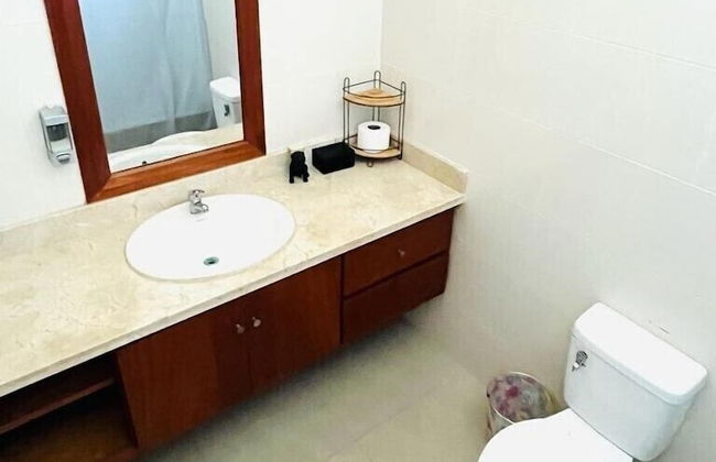 2 Minutes Walk to Beach Huge 3 bdrm Condo with Pool - Foto 64