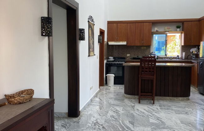 2 Minutes Walk to Beach Huge 3 bdrm Condo with Pool - Foto 60
