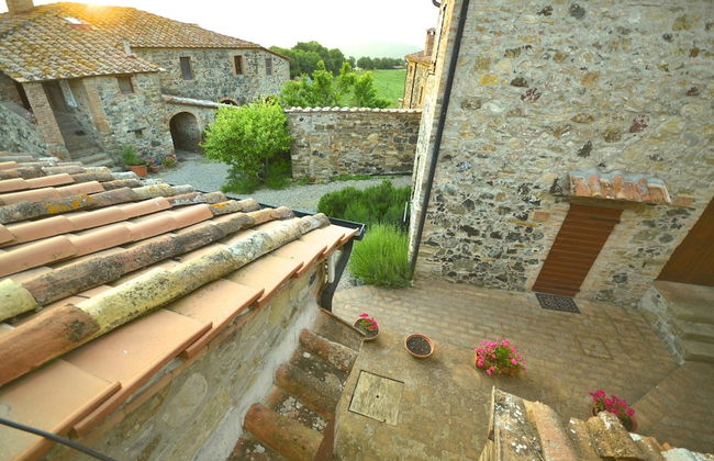 Apartment in the Village With air Conditioning - Photo 20