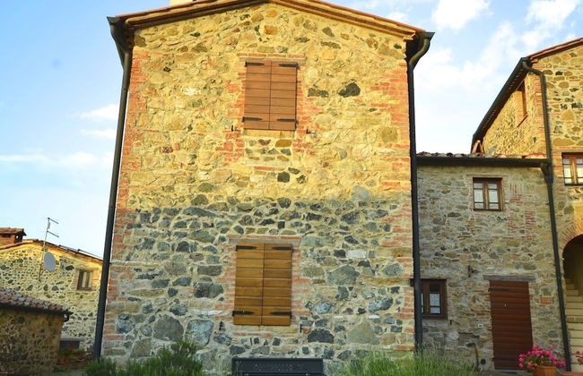 Apartment in the Village With air Conditioning - Photo 24