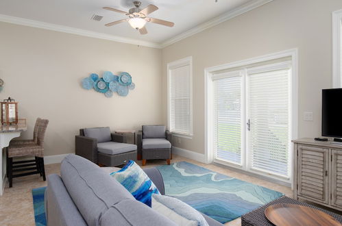 Photo 18 - 2 Gulf View Balconies! 3 Story Townhome With 4 Bedrooms, 4 Bathrooms! Sleeps12