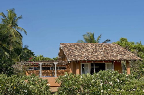 Photo 12 - Elevated Family Beach House With Ocean Views