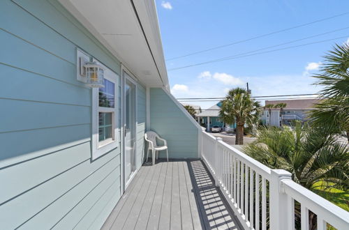 Photo 38 - 140 Feet To White Sandy Beaches! Newly Renovated! Pool! Grill