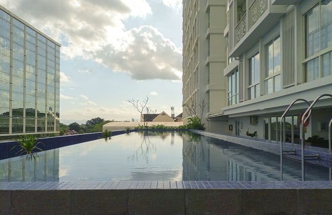 Elegant And Minimalist Studio At Mataram City Apartment - Foto 16