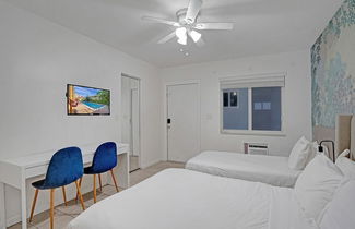 Photo 2 - Coastal Studio by Hollywood Beach Boardwalk