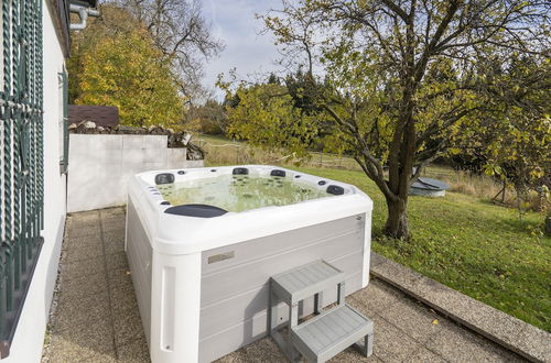 Photo 32 - Country Cottage With Sauna and Bubble Bath